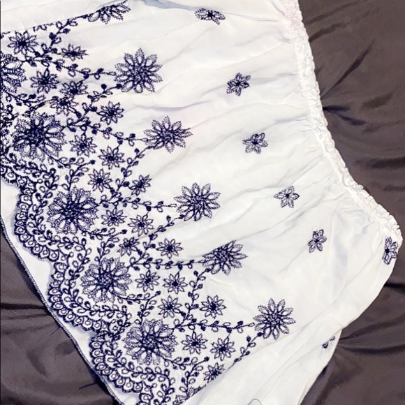 BRANDY MELVILLE OFF THE SHOULDER - Picture 1 of 2